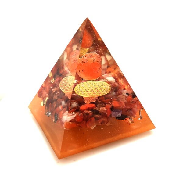 Orgonite pyramide cornaline_LAmeEthisme86