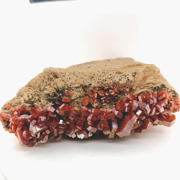 Vanadinite – Collection Ref 14 - Vanadinite sur barytine 14 _LAmeEthisme86